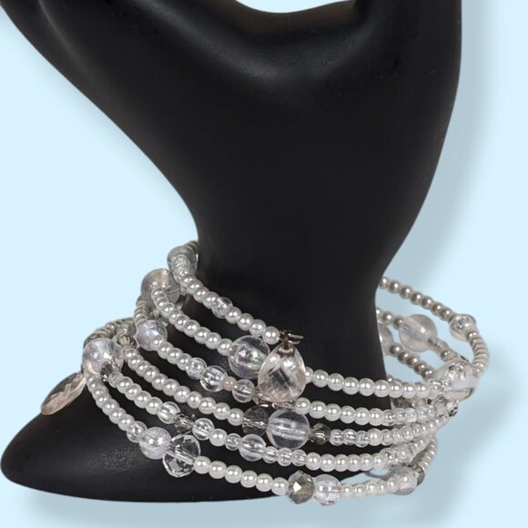 (2/$20) White & Clear Beaded Memory Wire Bracelet - Picture 3 of 5